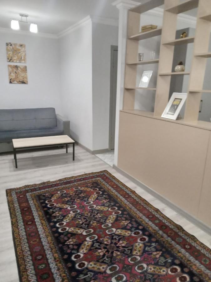 באקו Izmir Apartment מראה חיצוני תמונה