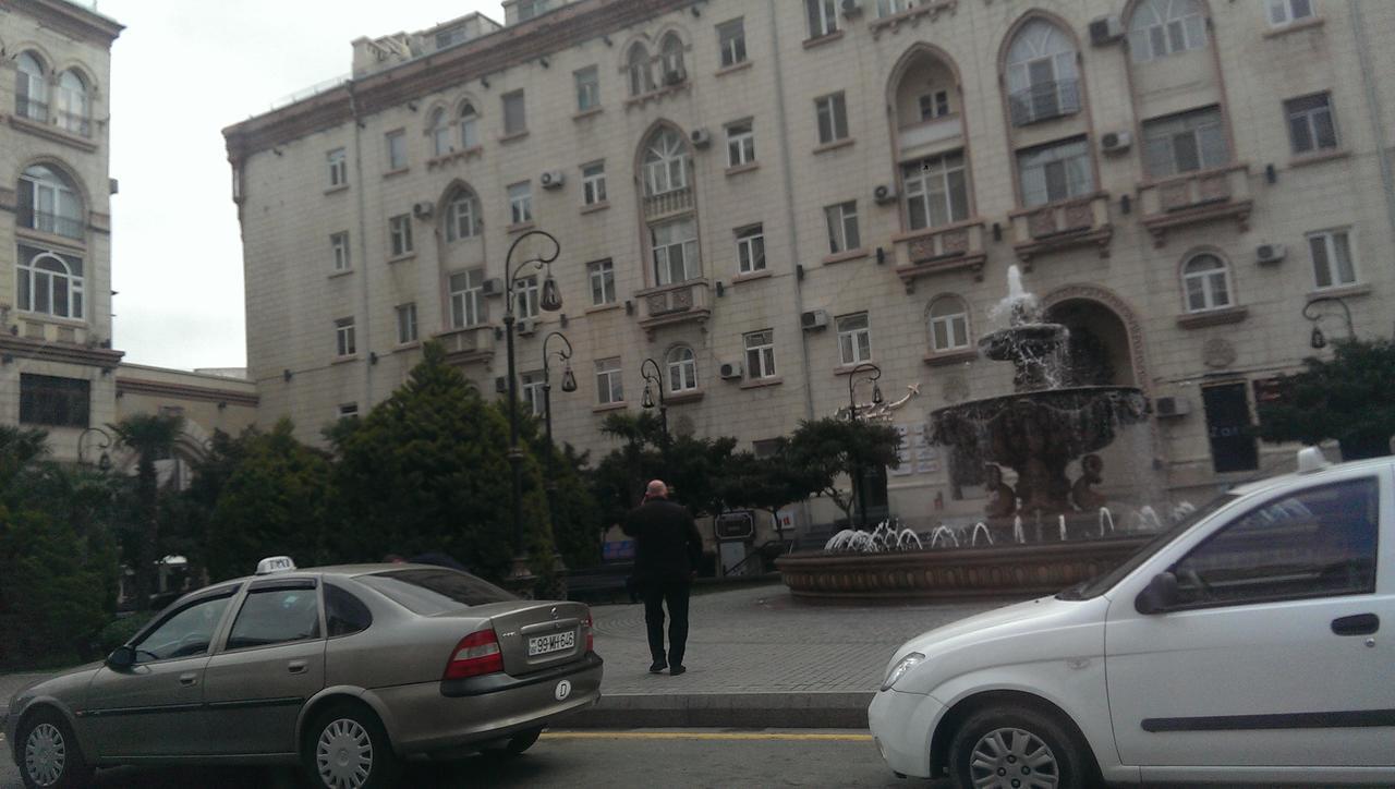באקו Izmir Apartment מראה חיצוני תמונה