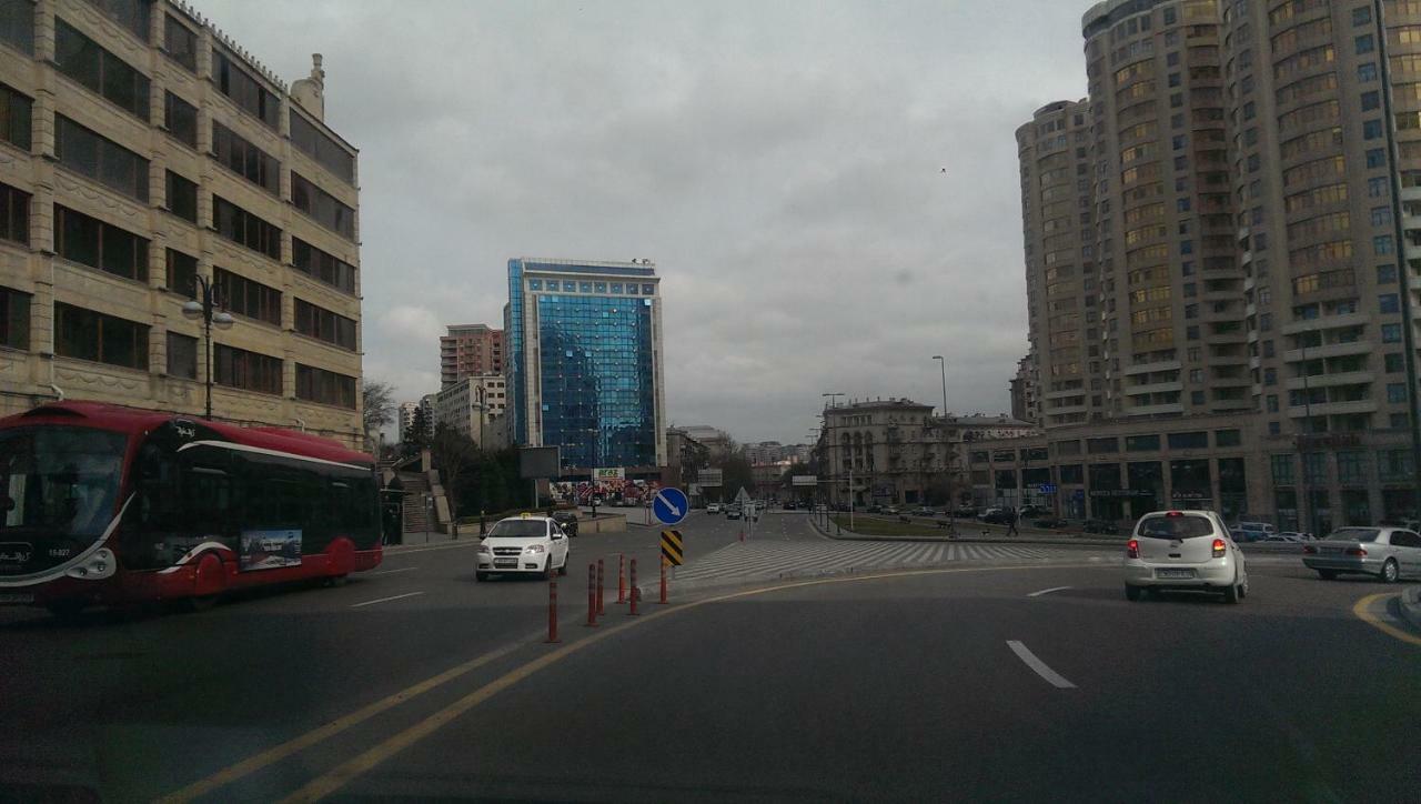 באקו Izmir Apartment מראה חיצוני תמונה